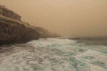 Telde advierte del peligro del baño en las playas del municipio (Foto Antonio Rico)